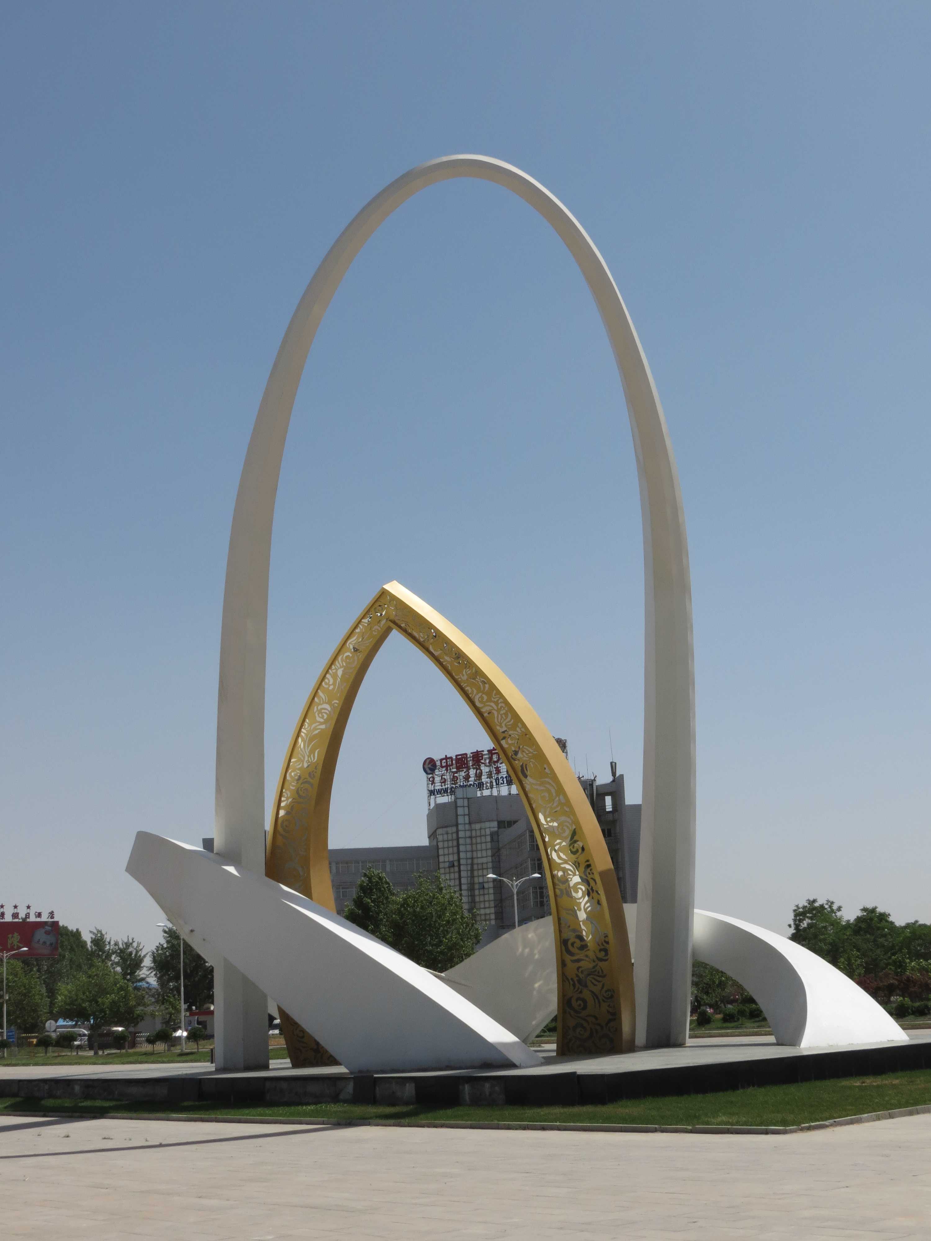 機(jī)場(chǎng)景觀雕塑，大型廣場(chǎng)標(biāo)志，廣場(chǎng)大型雕塑