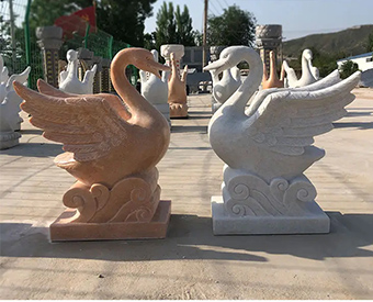 漢白玉石雕天鵝景觀(guān)雕塑