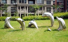 小區(qū)里的不銹鋼雕塑有什么作用？